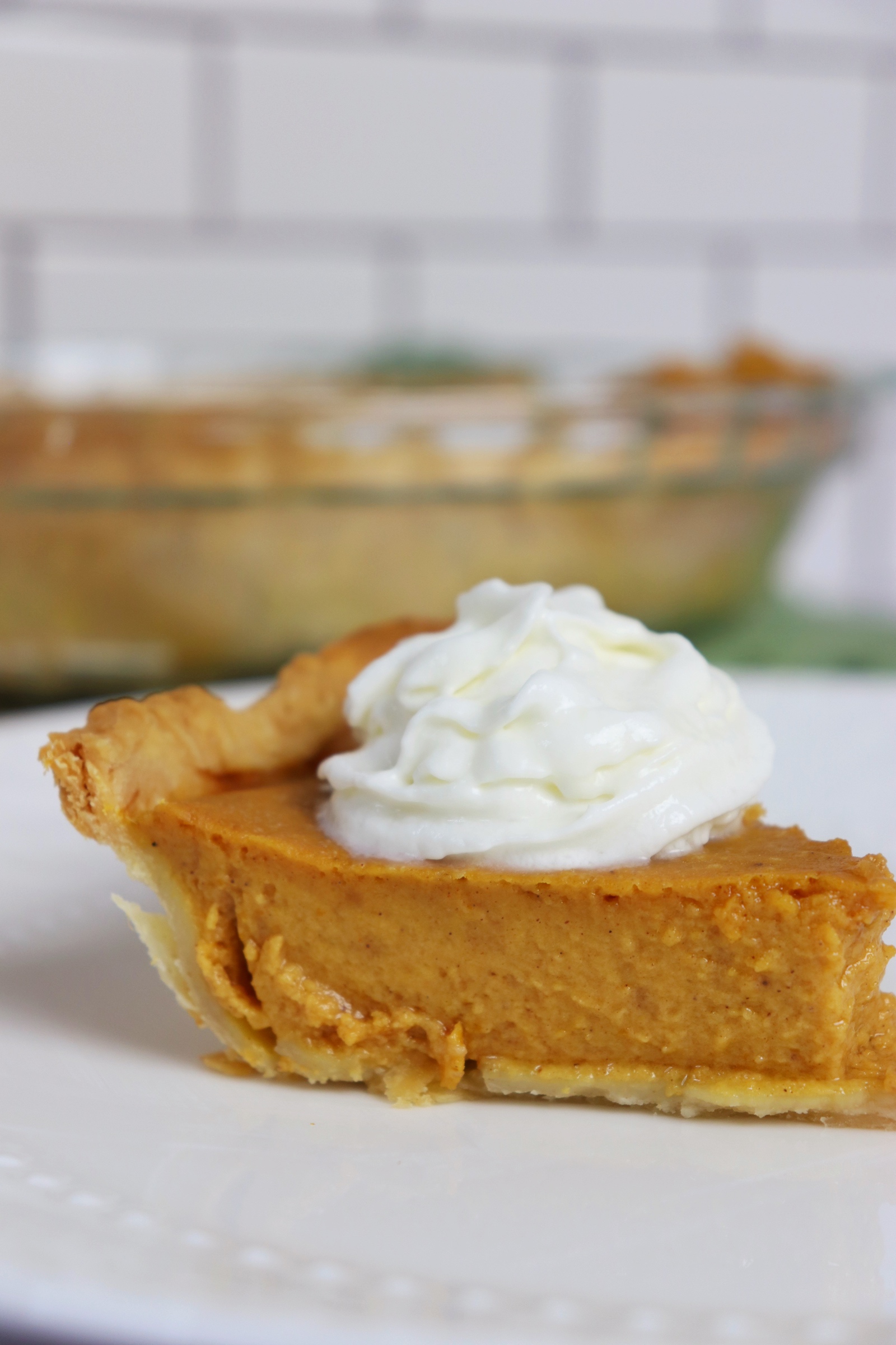 Natural Sugar-Free Pumpkin Pie - Daisy Farm Kitchen